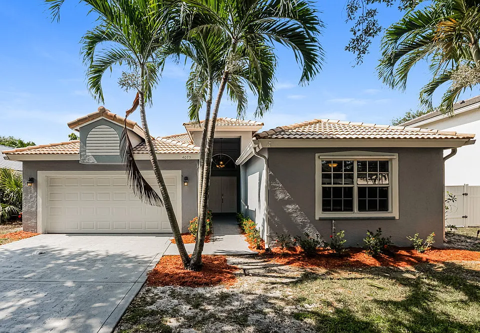 4075 Sabal Lakes Rd