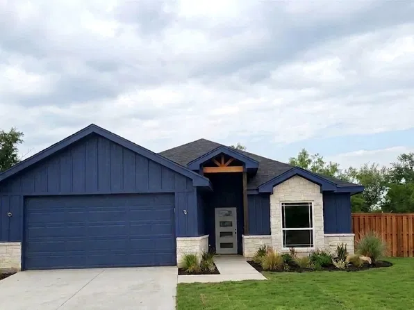 1805 Childress St, San Angelo, TX 76901
