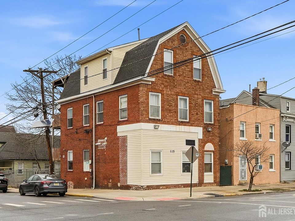 1st image of 115 Remsen Ave
