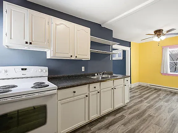 2 bed, 950 sqft, $1,700 — Photo 4