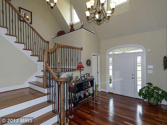 3rd image of 42671 Little Sorrel Ln