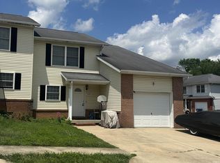 1404 W Rockcrest Dr, Bloomington, IN 47403