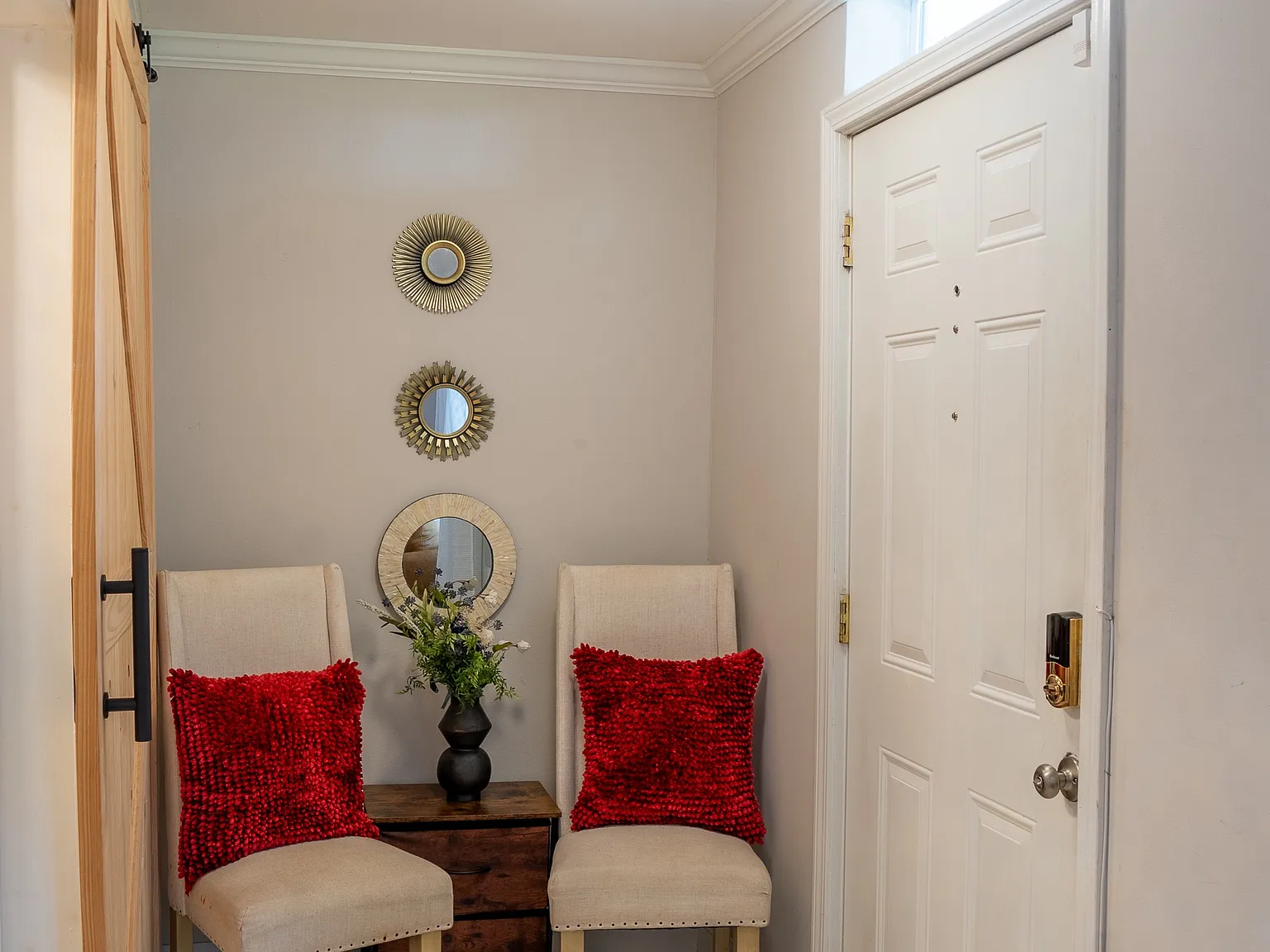 2 bed, 1073 sqft, $2,800 — Photo 3
