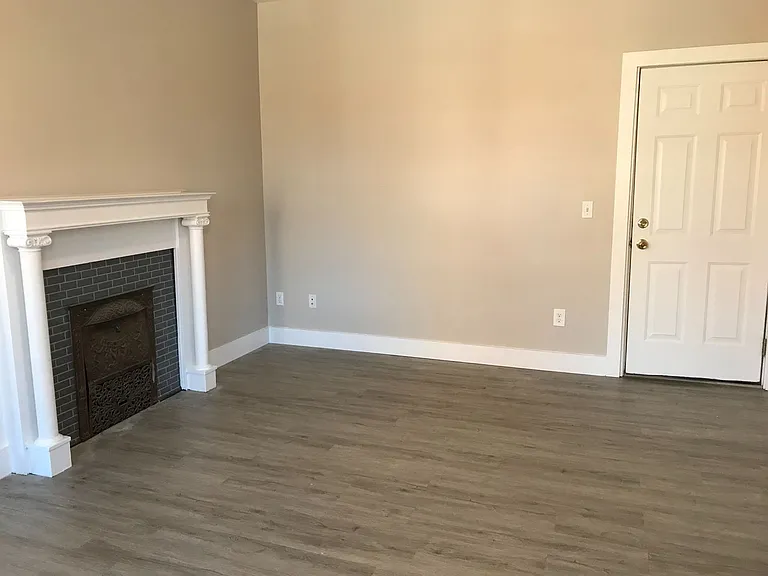 430 Greenfield Avenue — Photo 15