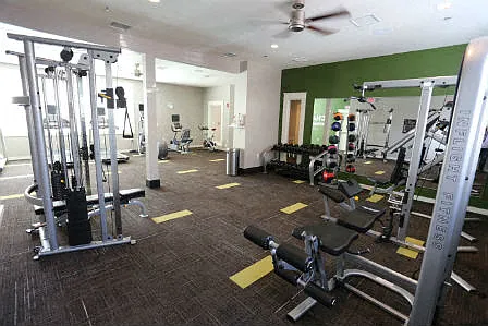 Kendallwood Apartments — Photo 10