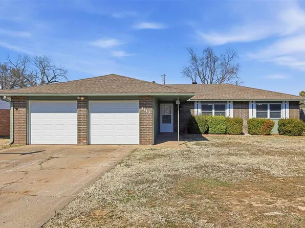 1613 Queens Ave, Ponca City, OK 74604