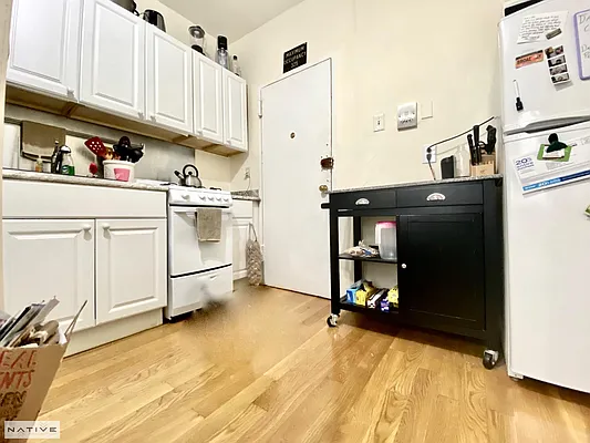 Rented by Native Real Estate LLC | media 9