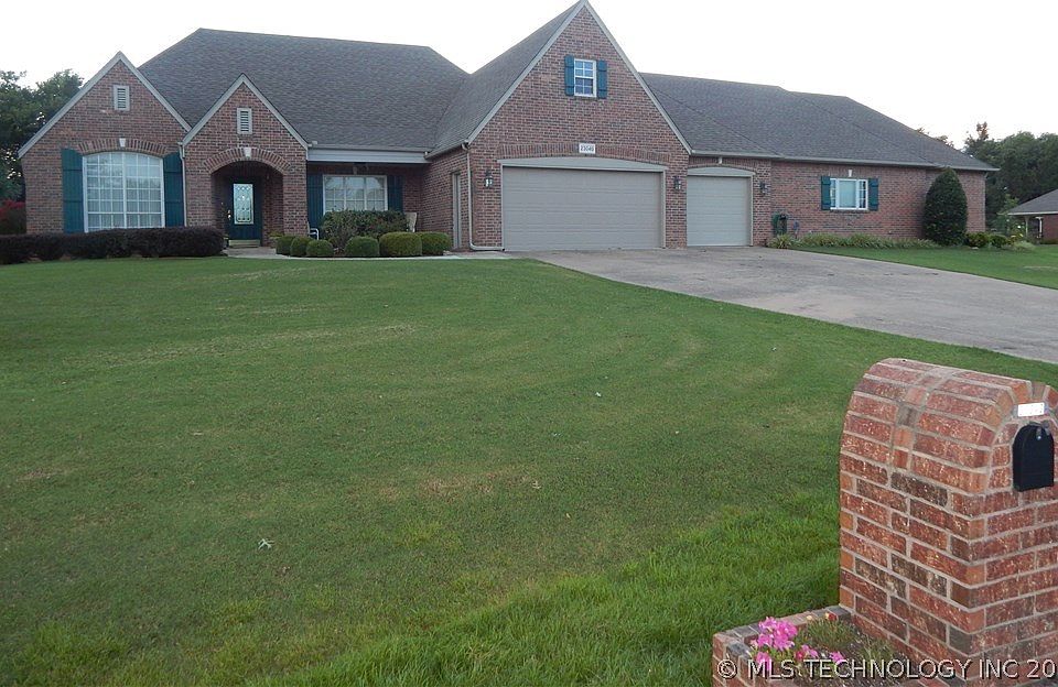 1st image of 23040 S Biswell Dr