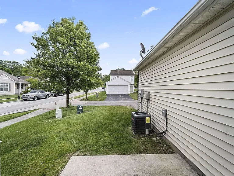 2194 Rustic Ledge Dr — Photo 37