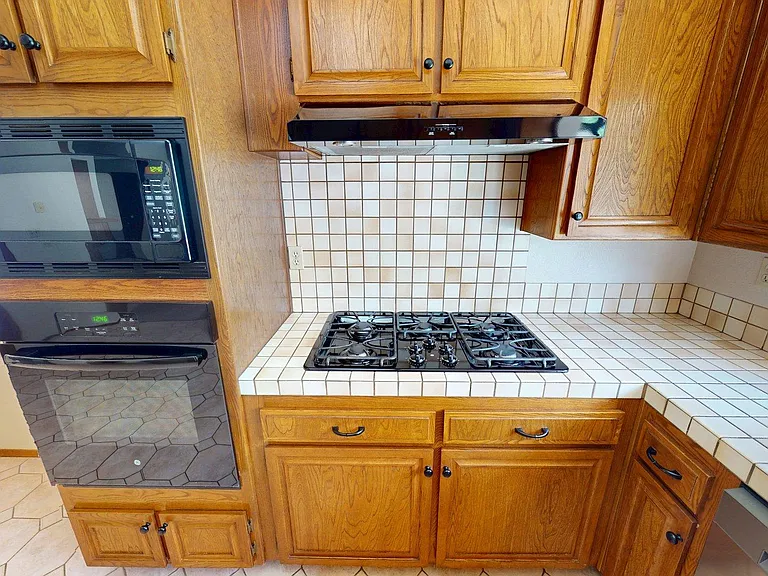 3630 Raincloud Ct — Photo 8