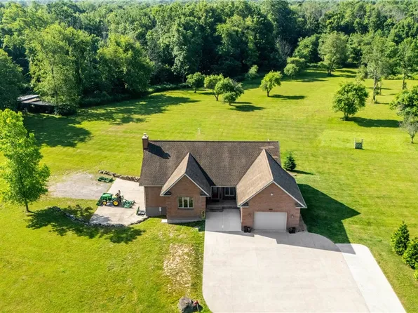 4365 Holley Byron Rd, Holley, NY 14470