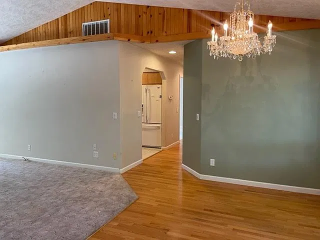 1 Bryan Ln — Photo 3