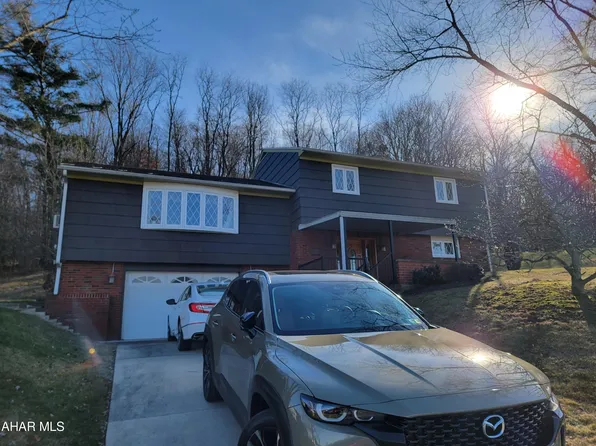 1008 Clay Ave, Tyrone, PA 16686