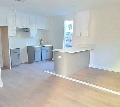 3rd image of 6613 Miramonte Blvd #9614621