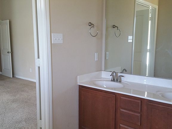 3rd image of 3905 Scenic Trail Dr
