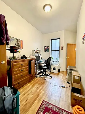 Rented by Parlor Real Estate Corp | media 5