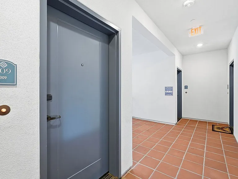 Cierra Apartments — Photo 23