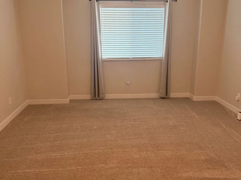 371 S 790 W — Photo 5