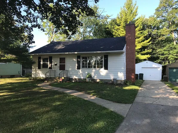 528 College Ave, Winthrop Harbor, IL 60096