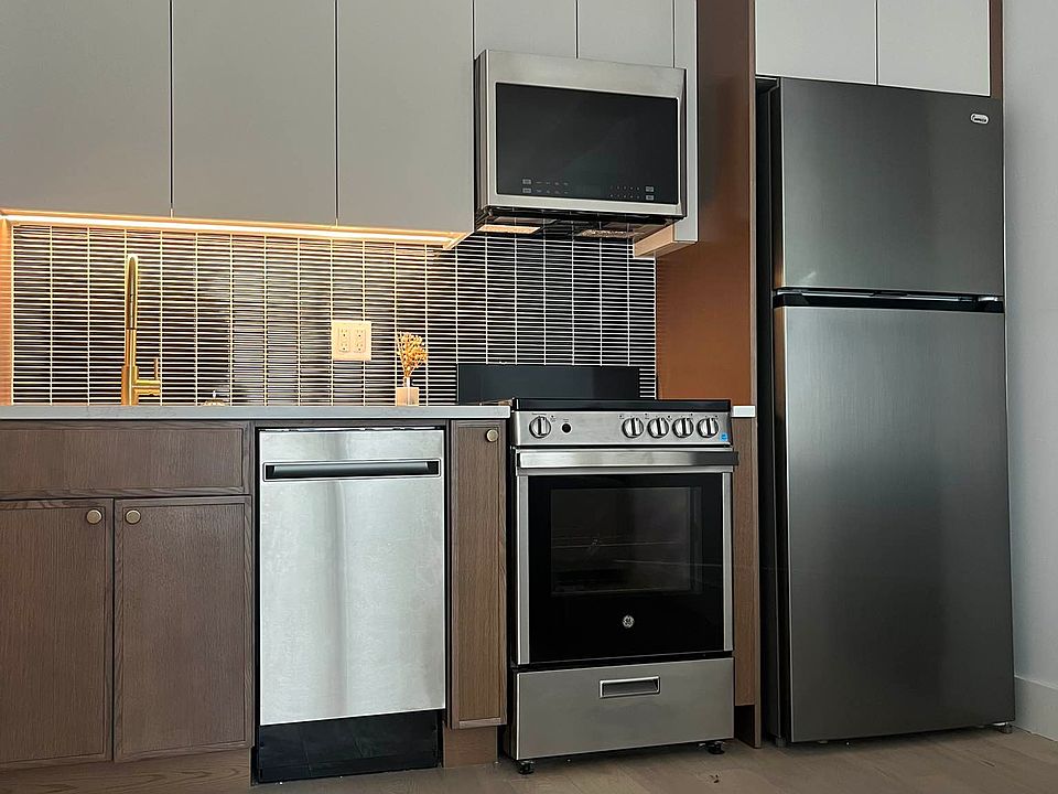1st image of 107 S 3rd St #1A