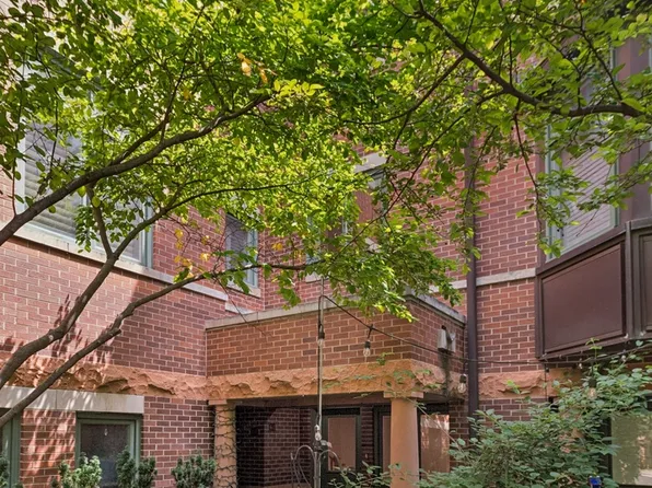 1351 W Altgeld St APT 4C, Chicago, IL 60614