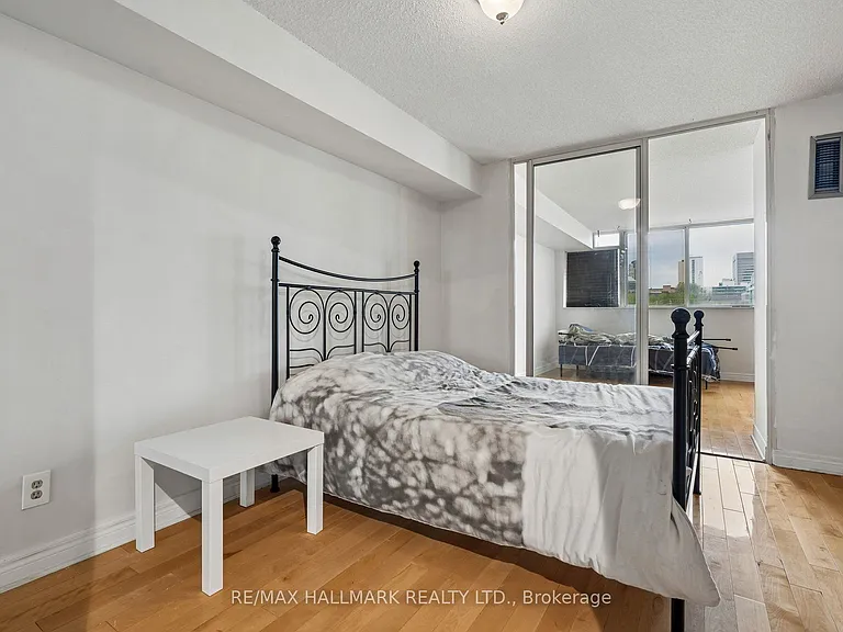15 Maitland Pl #506 — Photo 11