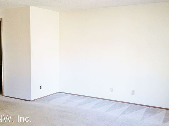 2nd image of 5121 176th St SW APT 2