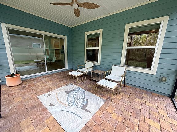 3rd image of 695 Lake Sinclair St
