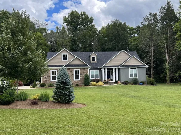 1034 Shadowmoss Ct, Salisbury, NC 28146