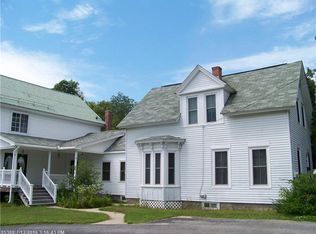 46 Hanson St, Winthrop, ME 04364