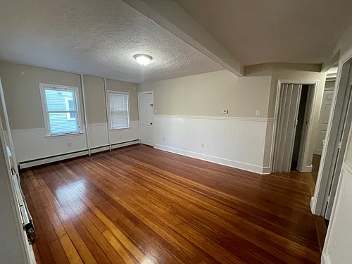 135 Pleasant St #1 Photo 1