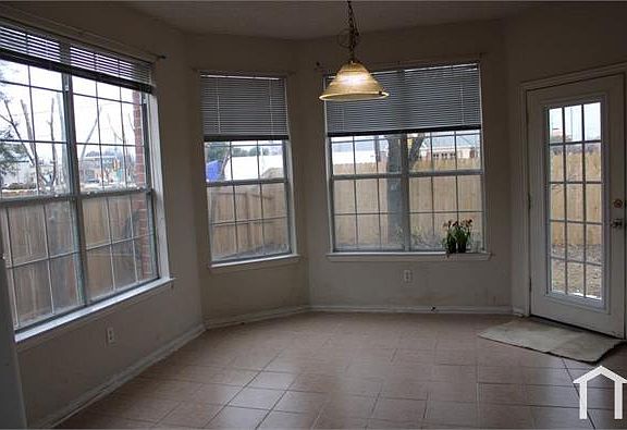 2nd image of 4004 Los Altos Dr
