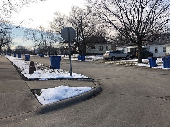 5th image of 5602 Katherine St