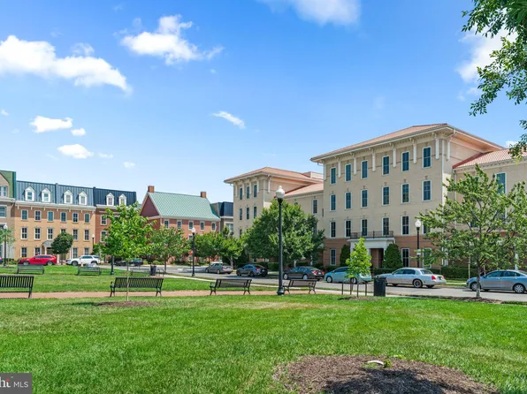 2411 Conoy St, Alexandria, VA 22301