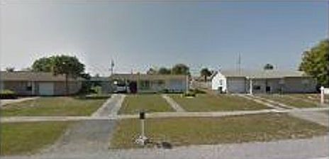 2nd image of 22125 Breezeswept Ave