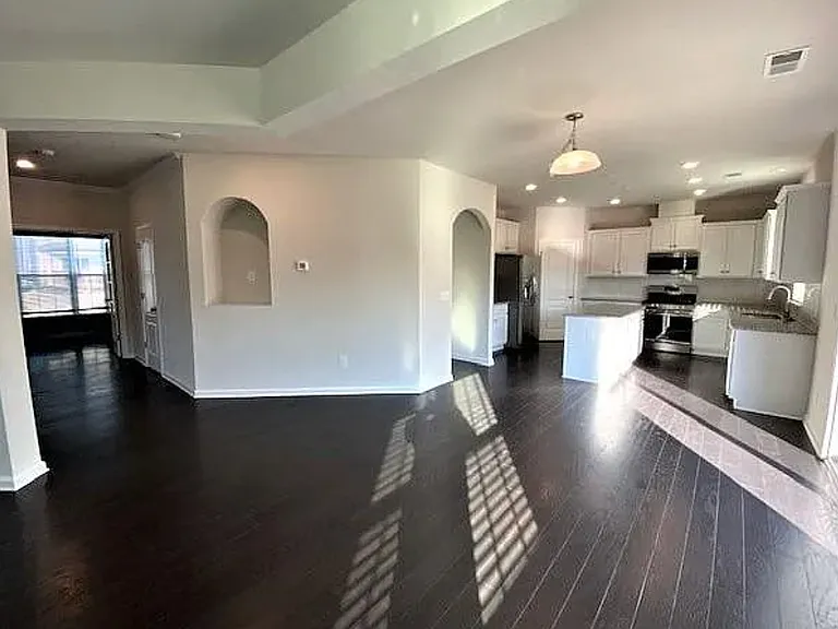 1048 Winnett Dr — Photo 20
