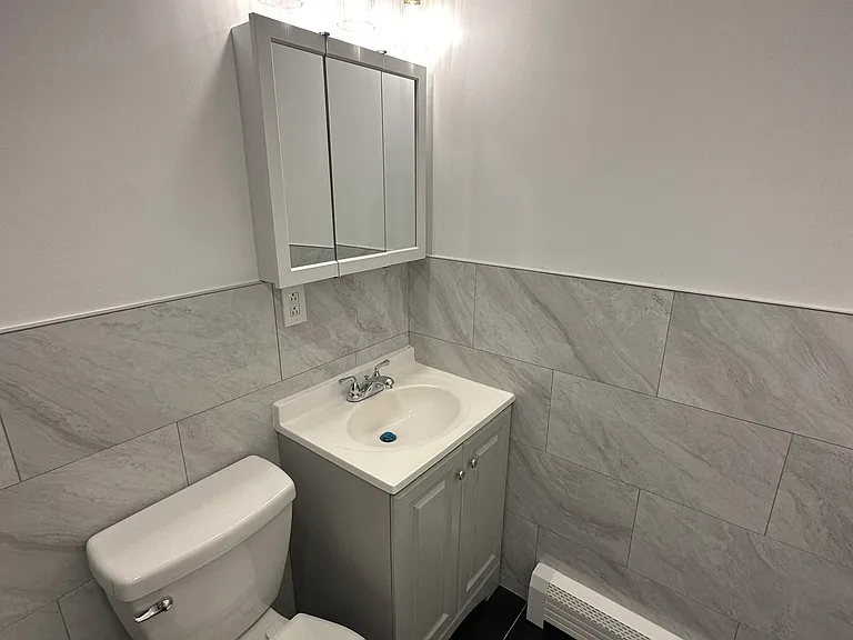 260 Lawrence St #2 — Photo 7