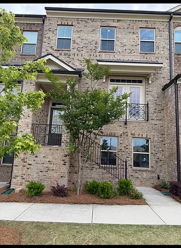 4180 Essex Pond Way Photo 1