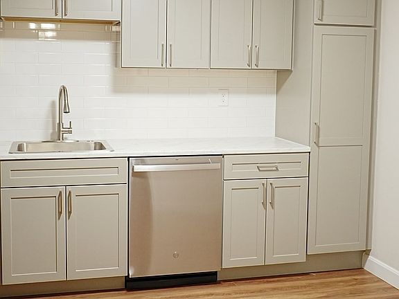 5th image of 1321 Worcester Rd APT 501