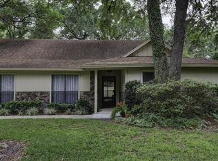 2352 Fallen Tree Dr W, Jacksonville, FL 32246