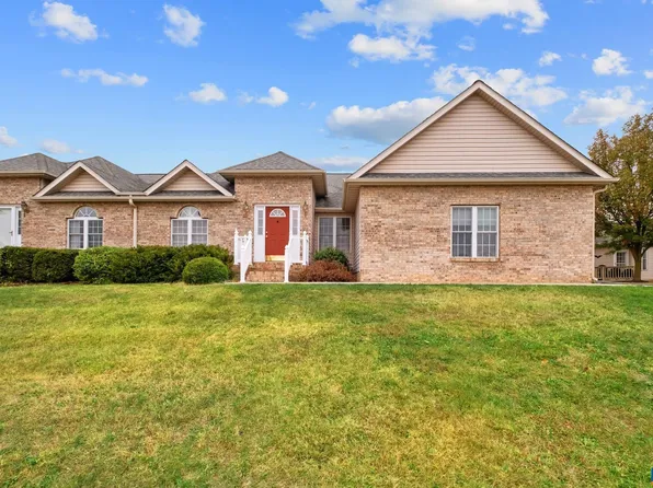 96 Joy Ln, Fishersville, VA 22939