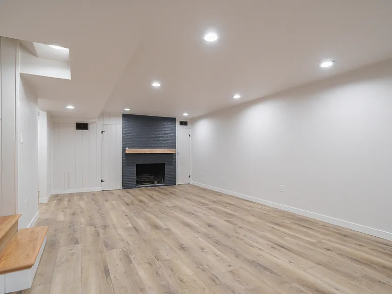 11412 30th Pl SW — Photo 13