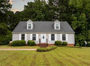 618 Forest Ln, South Hill, VA 23970