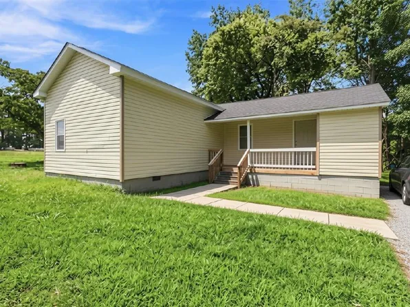 19081 Rawlings Rd, Capron, VA 23829