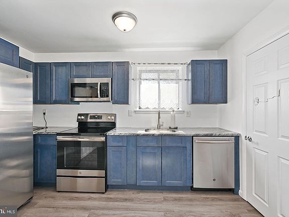 3rd image of 1475 Mount Holly Rd APT K3