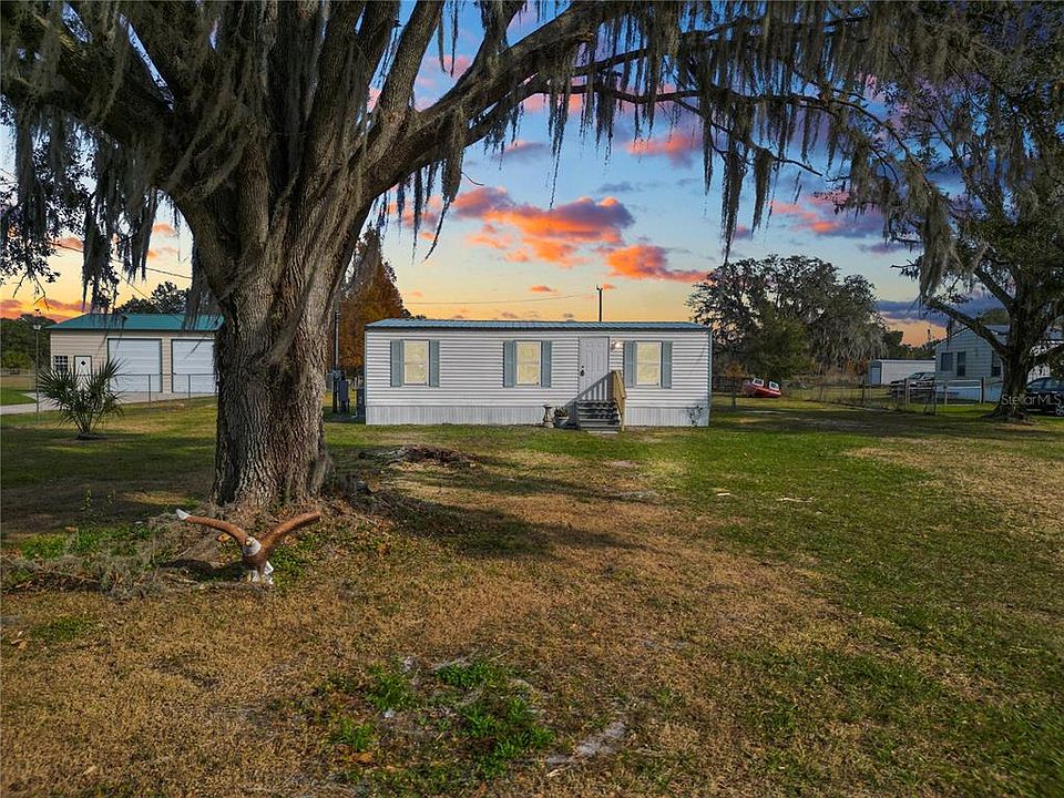 1st image of 4639 Bridle Path Dr