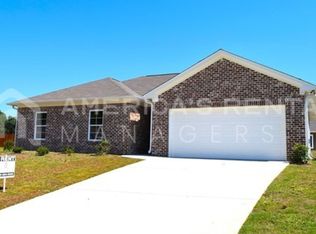 506 Ivy Leaf Ct, Calera, AL 35040