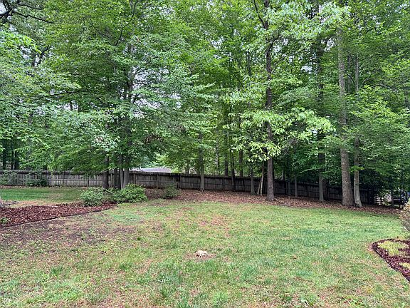 3rd image of 7404 Silent Willow Ct