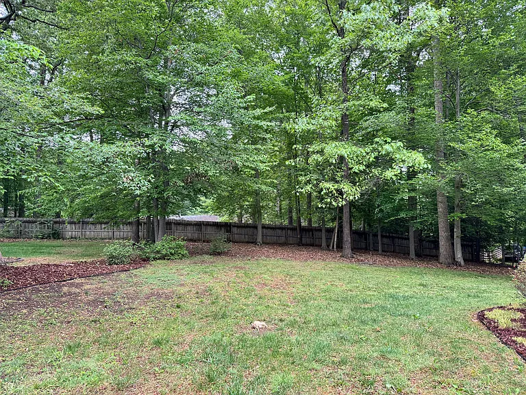 7404 Silent Willow Ct — Photo 3