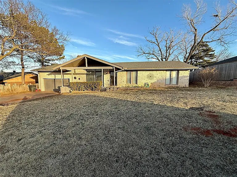 1210 N Kaiser Rd — Photo 1